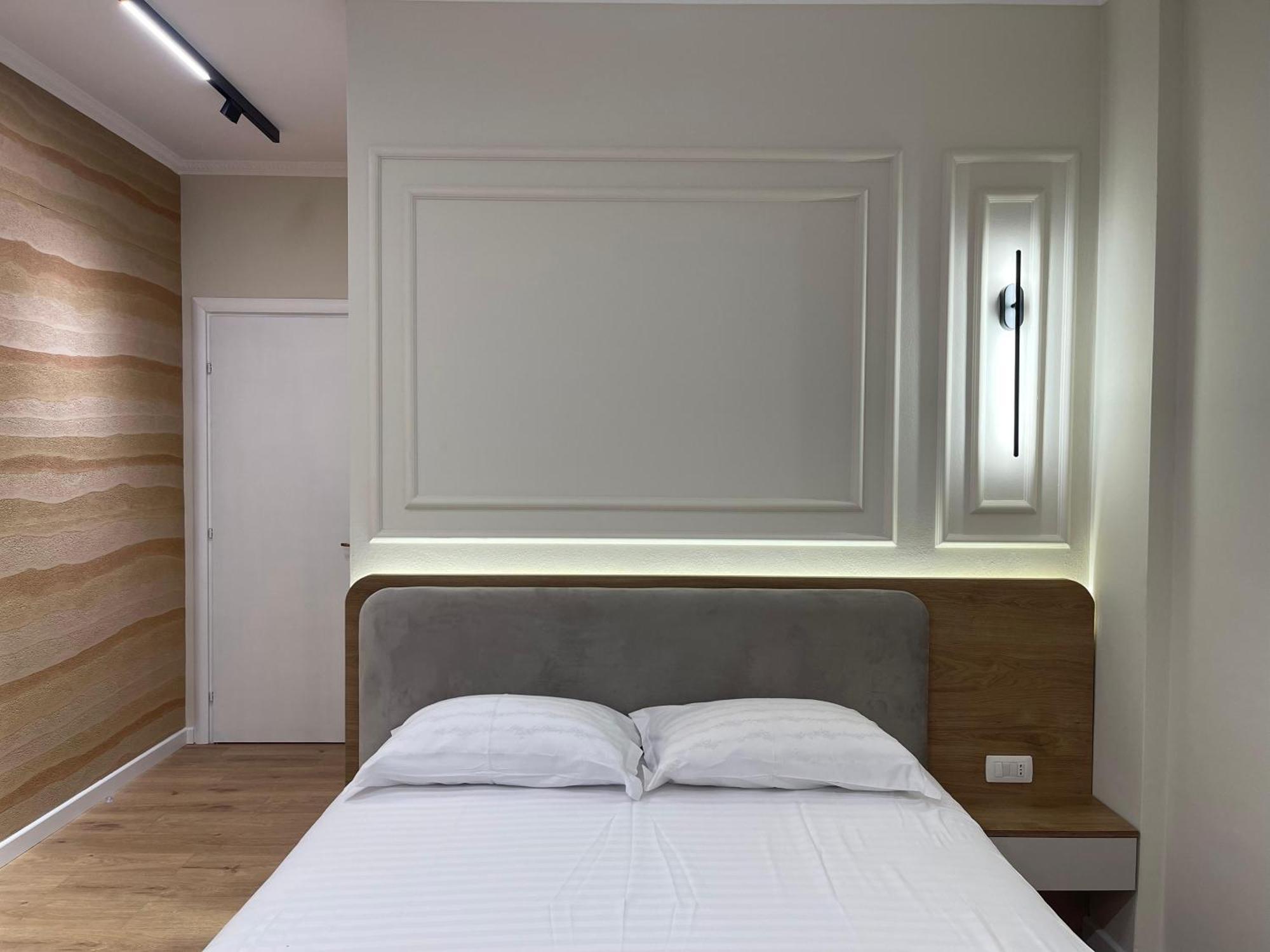 Gem In The Heart Of Tirana Apartment Exterior photo